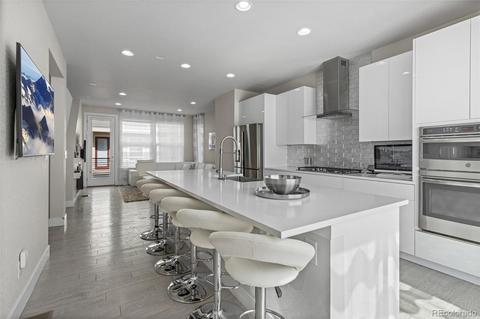 15795 E Broncos Pl, Centennial, CO 80112 photo 11
