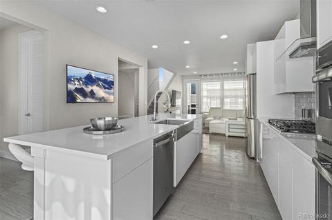 15795 E Broncos Pl, Centennial, CO 80112 photo 10