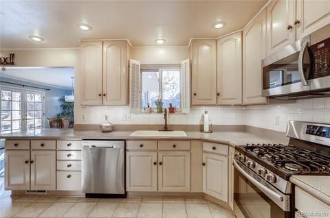 1554 E 99th Pl, Thornton, CO 80229 photo 10