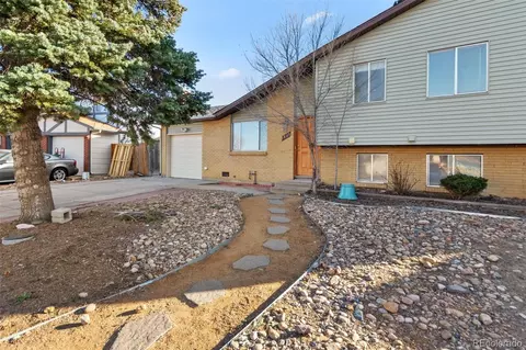 1809 S Idalia St, Aurora, CO 80017