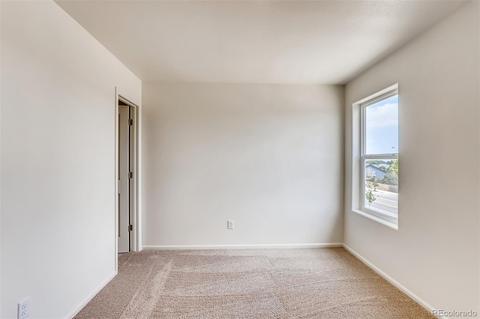47568 Lilac Ave, Bennett, CO 80102 photo 9