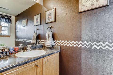 15711 E 8th Ave, Aurora, CO 80011 photo 14