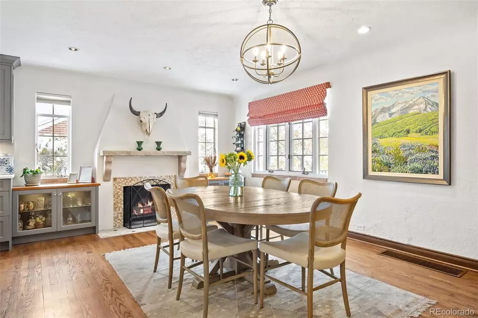 Dining - 956 S Elizabeth St, Denver, CO 80209 photo 2 of 4