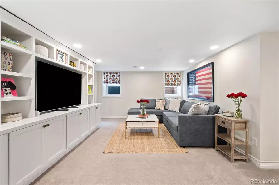 Other - 956 S Elizabeth St, Denver, CO 80209 photo 5 of 8