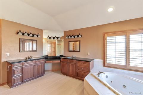 15663 E Progress Cir, Centennial, CO 80015 photo 24
