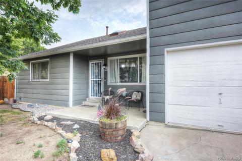 1445 E 97th Pl, Thornton, CO 80229 photo 2