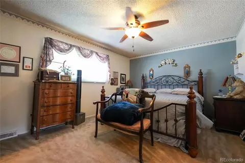 Bedroom - 9155 E Oxford Dr, Denver, CO 80237 photo 3 of 6