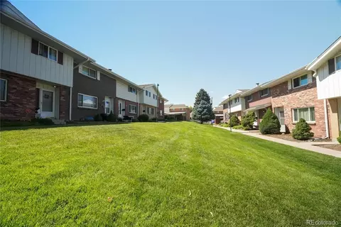 Exterior - 9155 E Oxford Dr, Denver, CO 80237 photo 5 of 8