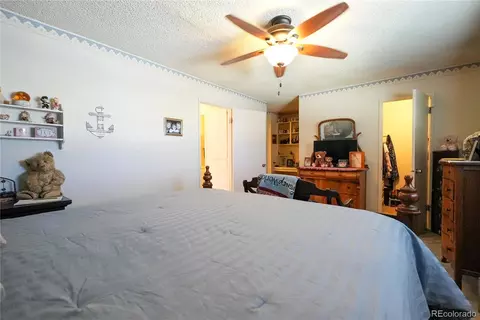 Bedroom - 9155 E Oxford Dr, Denver, CO 80237 photo 6 of 6