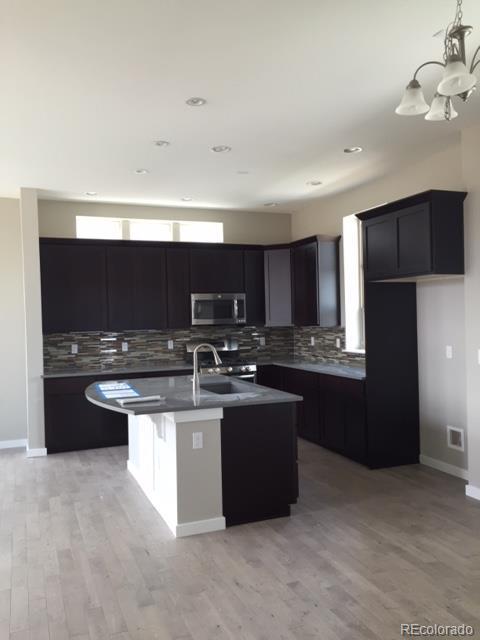 8469 E 54th Pl, Denver, CO 80238 photo 7