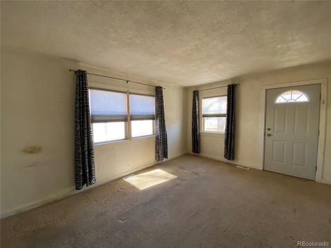 114 W Rio Blanco Ave, Rangely, CO 81648 photo 2