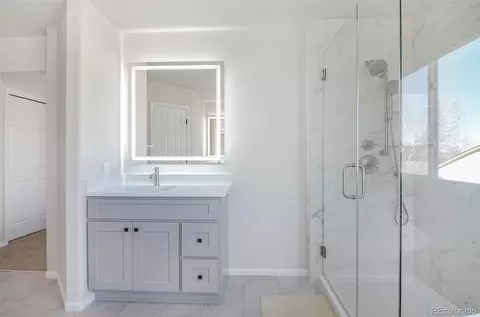 Bath - 19270 E Progress Ave, Centennial, CO 80015 photo 3 of 5