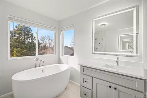 Bath - 19270 E Progress Ave, Centennial, CO 80015 photo 1 of 5