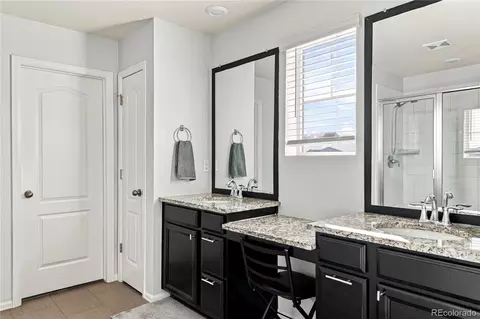 Bath - 5710 Eagle River Pl, Brighton, CO 80601 photo 3 of 5