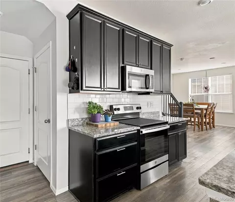 Kitchen - 5710 Eagle River Pl, Brighton, CO 80601 photo 4 of 4