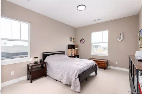 Bedroom - 27643 Euclid Dr, Aurora, CO 80016 photo 4 of 5