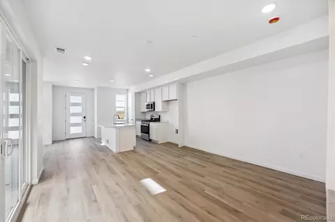 Living - 2880 Taryn St, Lafayette, CO 80026 photo 3 of 4