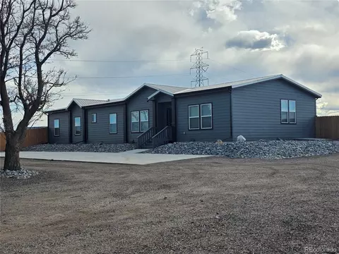 341 Lilac Cir, Lochbuie, CO 80603