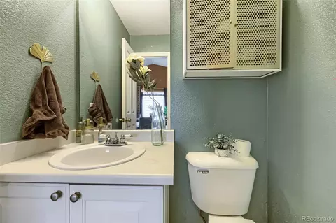 Bath - 3152 E 106th Ave, Denver, CO 80233 photo 1 of 4