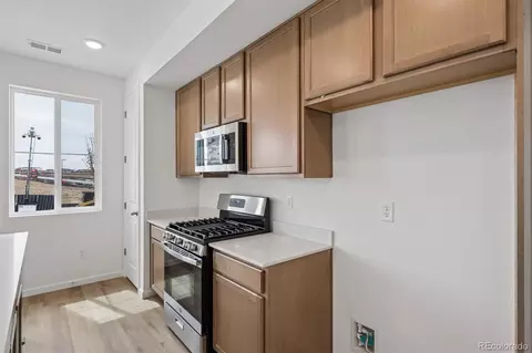 21361 E 67th Ave, Aurora, CO 80019 photo 4