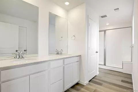 Bath - 6934 E 149th Pl, Thornton, CO 80602 photo 1 of 2