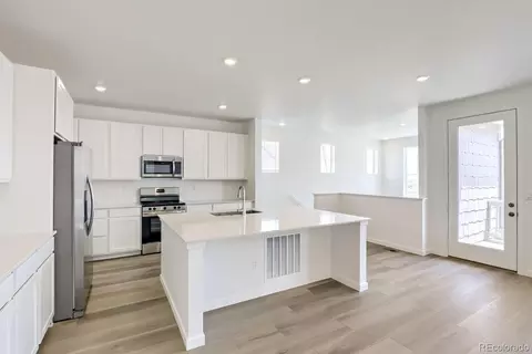 Kitchen - 6934 E 149th Pl, Thornton, CO 80602 photo 2 of 4