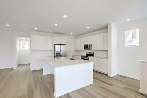 Kitchen - 6934 E 149th Pl, Thornton, CO 80602 photo 4 of 4