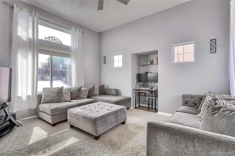 19026 E Ithaca Pl, Aurora, CO 80013 photo 2