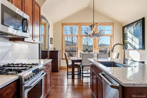 52 Spinner Pl, Silverthorne, CO 80498