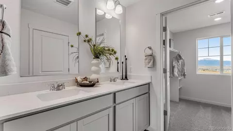 Bath - 28331 E 4th Pl, Watkins, CO 80137 photo 3 of 4