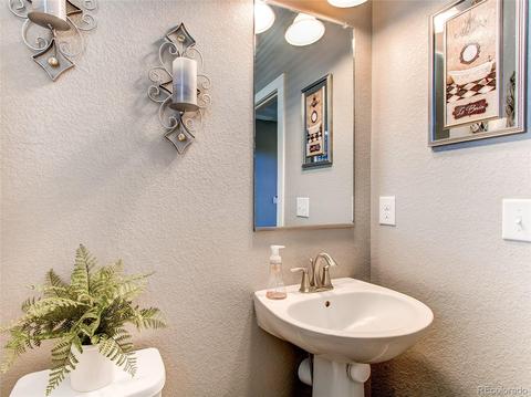 24355 E Links Pl, Aurora, CO 80016 photo 11