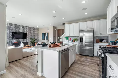 24161 E 32nd Pl, Aurora, CO 80019 photo 14