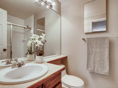 8861 E Amherst Dr #D, Denver, CO 80231 photo 13