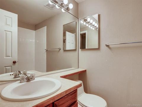 8861 E Amherst Dr #D, Denver, CO 80231 photo 18