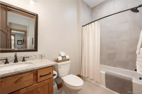 Bath - 16 Springview Ln #A102, Fraser, CO 80442 photo 1 of 2