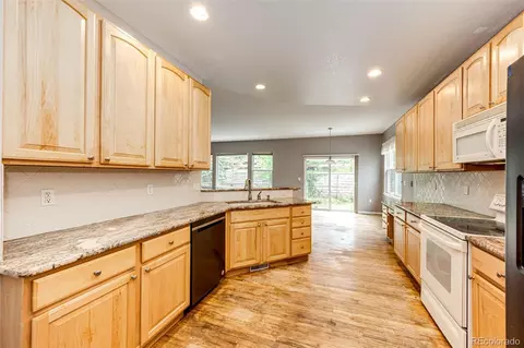22672 E Long Dr, Aurora, CO 80016 photo 17