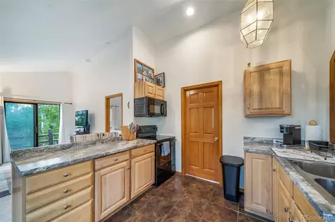 Kitchen - 8774 Spring Dr, Conifer, CO 80433 photo 5 of 7
