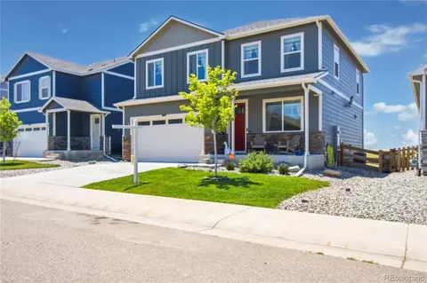 Exterior - 211 Fox St, Bennett, CO 80102 photo 4 of 9