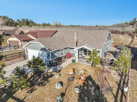 819 Meadow Ln, Palmer Lake, CO 80133