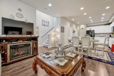 16023 E Warner Pl, Denver, CO 80239 photo 8