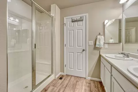 16023 E Warner Pl, Denver, CO 80239 photo 23