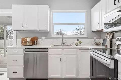 2984 E 97th Ave, Thornton, CO 80229 photo 8