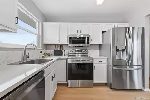 2984 E 97th Ave, Thornton, CO 80229 photo 9