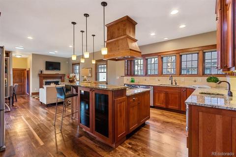 2255 Grape St, Denver, CO 80207 photo 8
