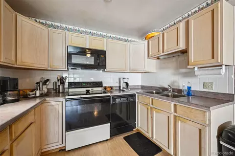 765 S Alton Way #2A, Denver, CO 80247