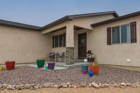 1464 N Bowen Dr, Pueblo West, CO 81007