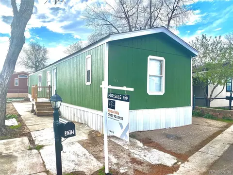 323 Barnard Ct, Longmont, CO 80501