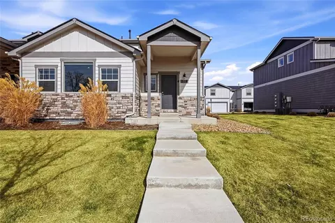 218 E Chestnut St #4, Windsor, CO 80550