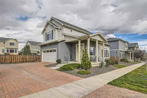 26199 E Maple Dr, Aurora, CO 80018 photo 2