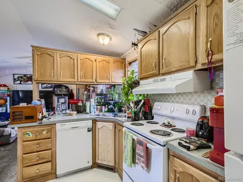10736 Baily St, Longmont, CO 80504 photo 5